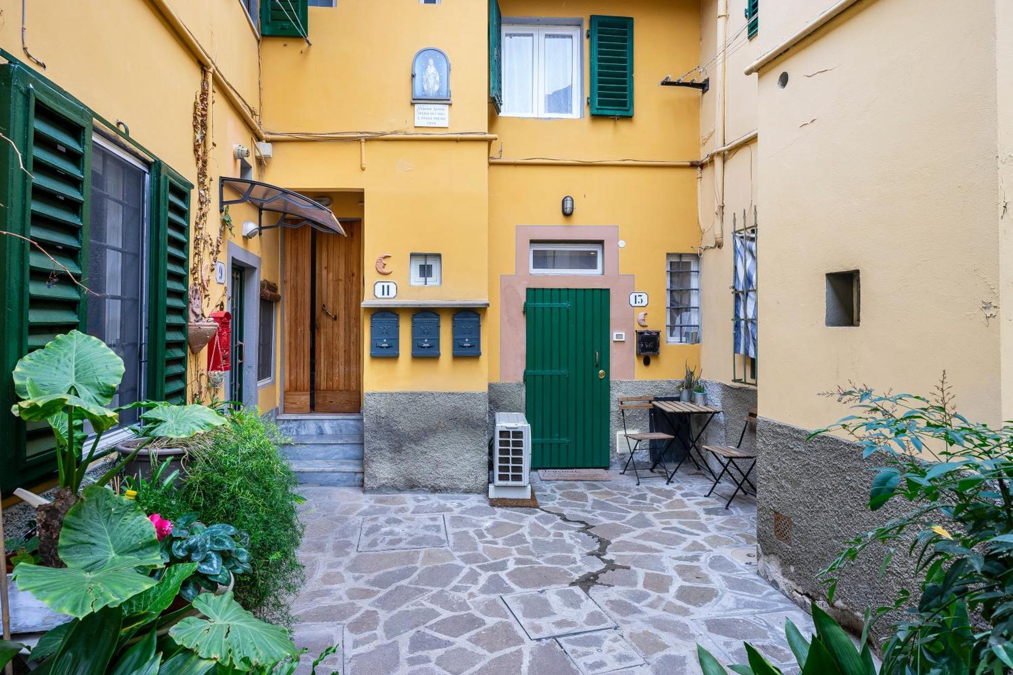 Flat Moon Over Florence Terrace And Free Parking Exterior foto